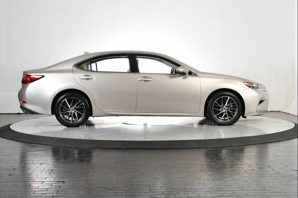 used 2017 Lexus ES 350 car, priced at $21,888