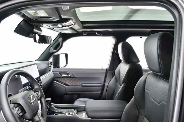 used 2025 Lexus GX 550 car, priced at $107,998