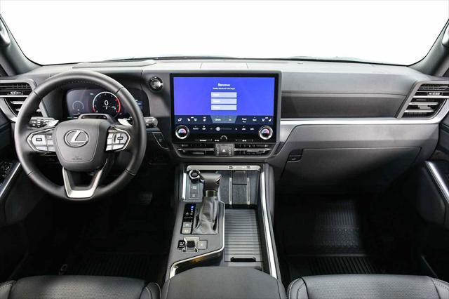 used 2025 Lexus GX 550 car, priced at $107,998