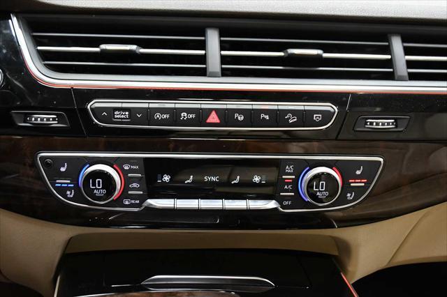 used 2019 Audi Q7 car, priced at $24,500