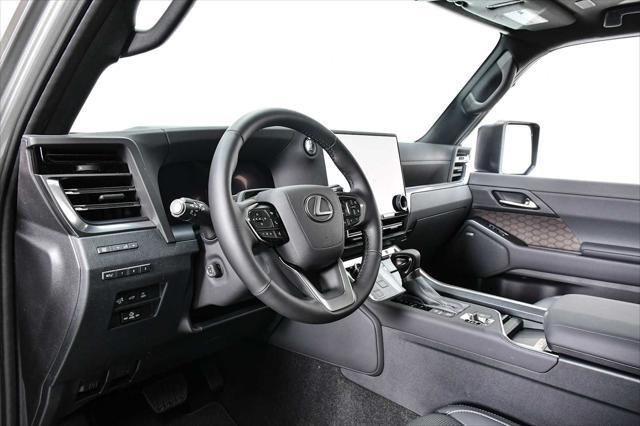used 2025 Lexus GX 550 car, priced at $107,998
