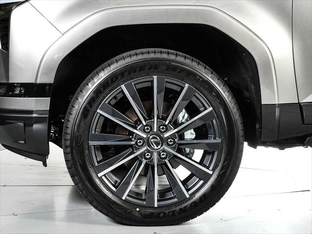 used 2025 Lexus GX 550 car, priced at $107,998