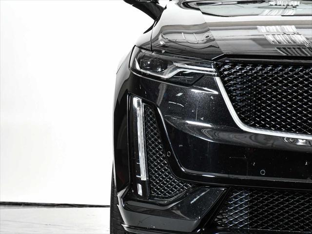 used 2022 Cadillac XT6 car, priced at $39,888