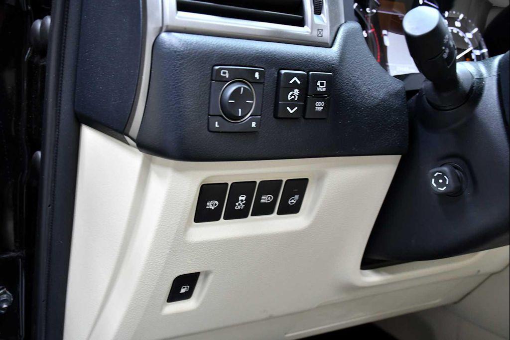 used 2022 Lexus GX 460 car, priced at $56,988