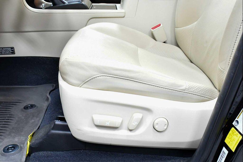 used 2022 Lexus GX 460 car, priced at $56,988