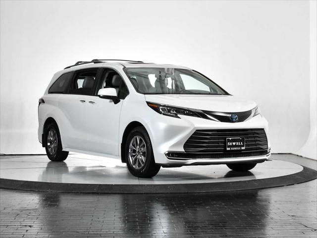 used 2022 Toyota Sienna car, priced at $38,998