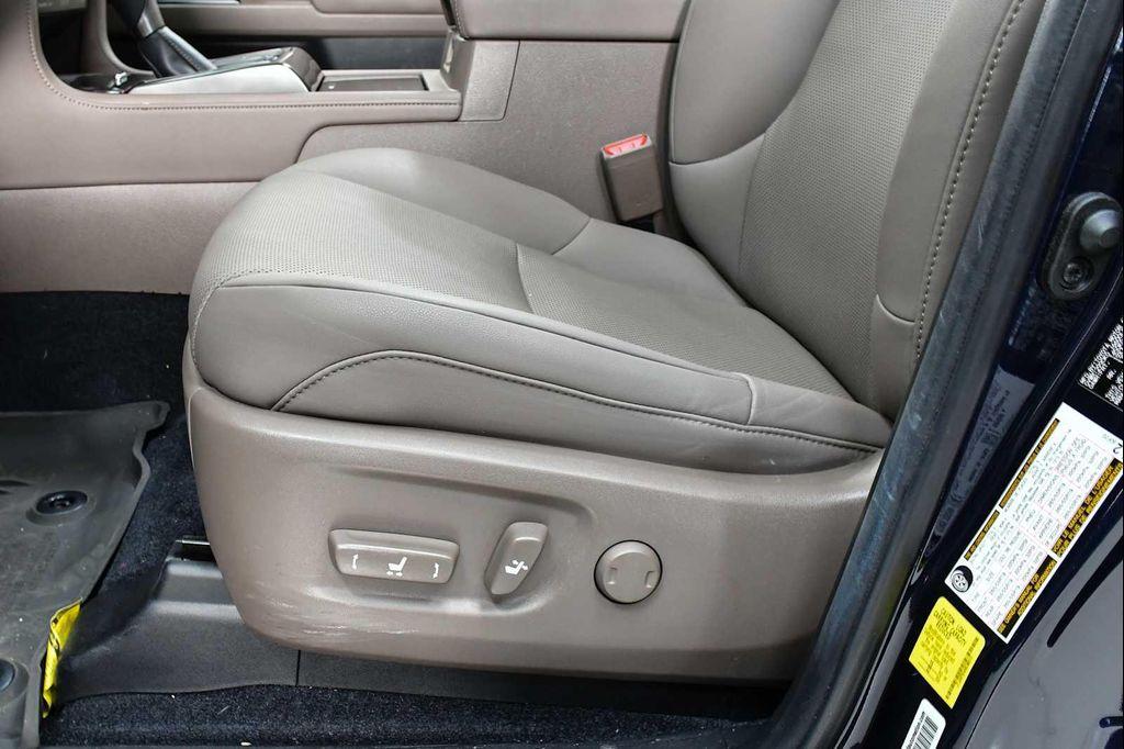used 2022 Lexus GX 460 car, priced at $54,888
