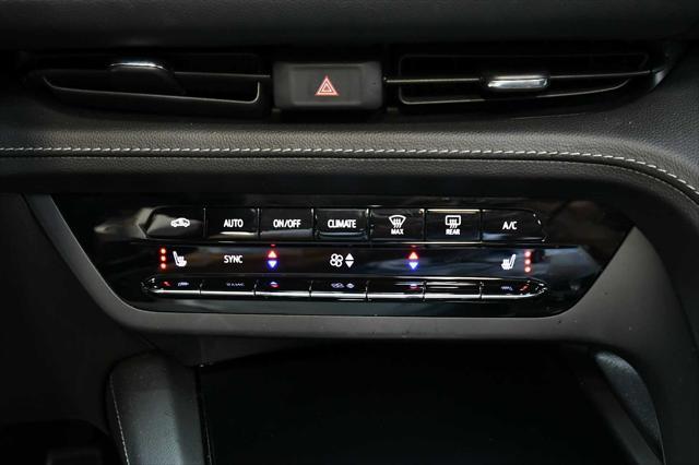 used 2022 Buick Envision car, priced at $31,998