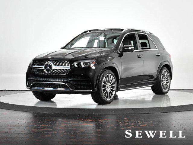 used 2022 Mercedes-Benz GLE 450 car, priced at $53,998