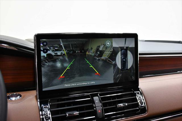 used 2024 Lincoln Navigator car, priced at $89,998