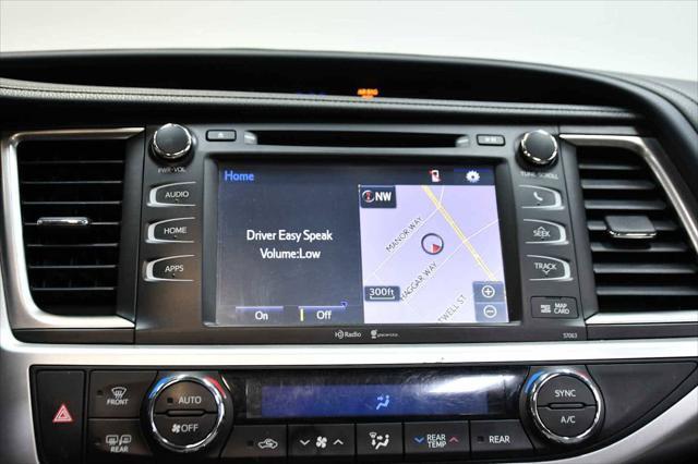 used 2015 Toyota Highlander car, priced at $22,988