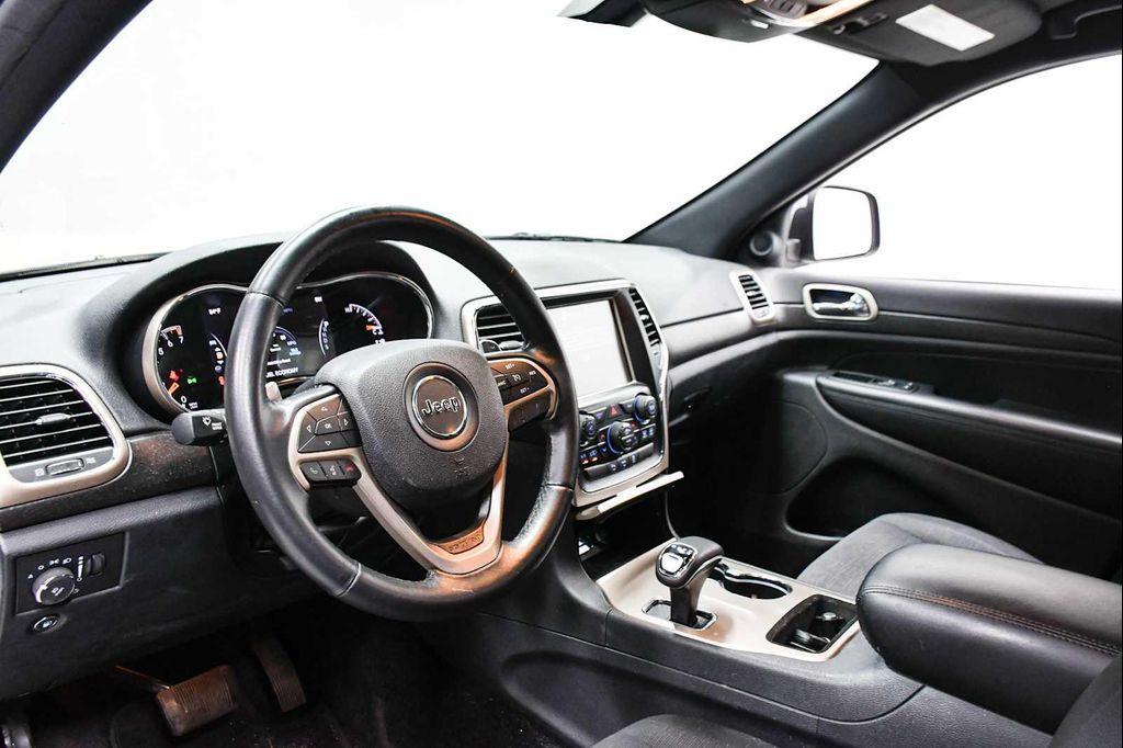 used 2015 Jeep Grand Cherokee car, priced at $16,998