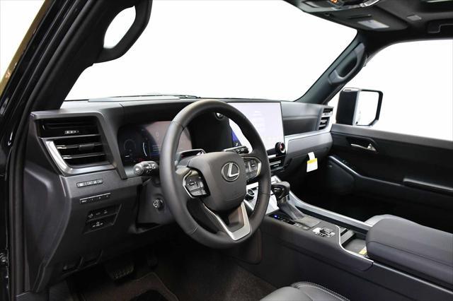 used 2025 Lexus GX 550 car, priced at $107,998