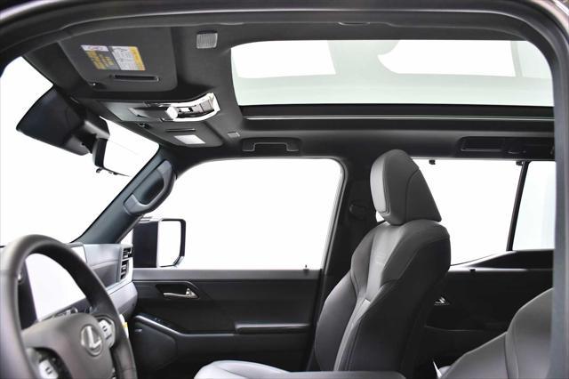 used 2025 Lexus GX 550 car, priced at $107,998