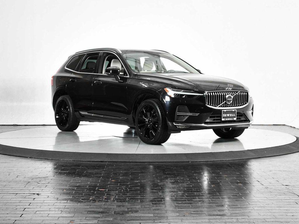 used 2023 Volvo XC60 car, priced at $28,800