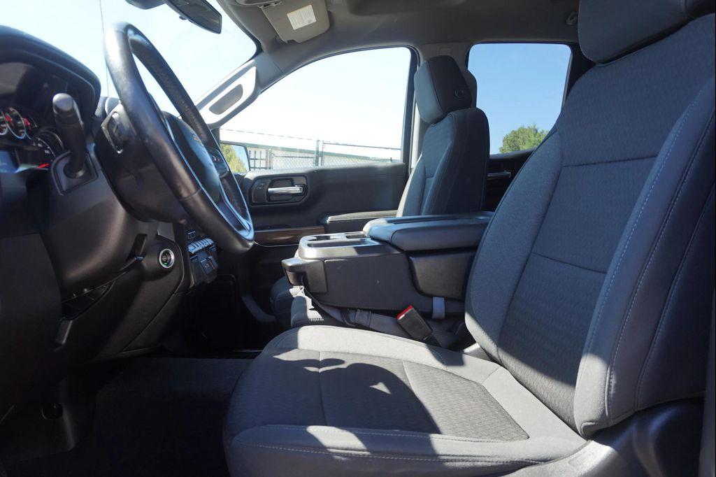 used 2022 Chevrolet Silverado 1500 car, priced at $31,994