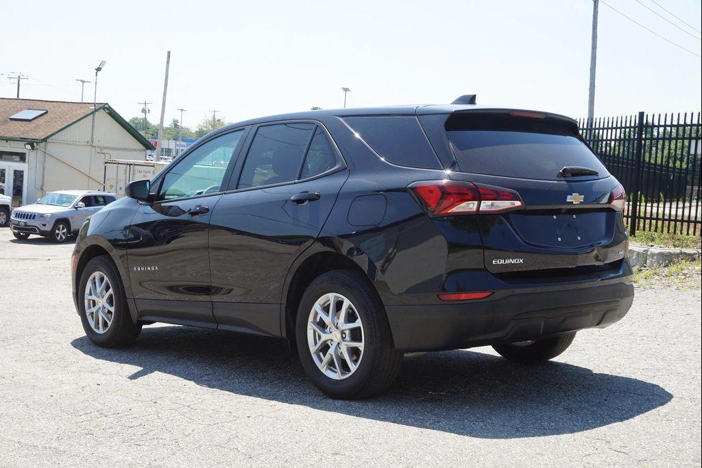 used 2022 Chevrolet Equinox car, priced at $19,422