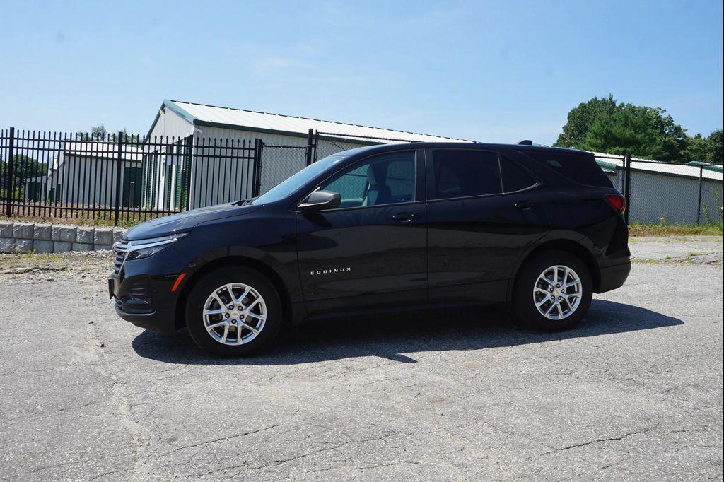 used 2022 Chevrolet Equinox car, priced at $19,422