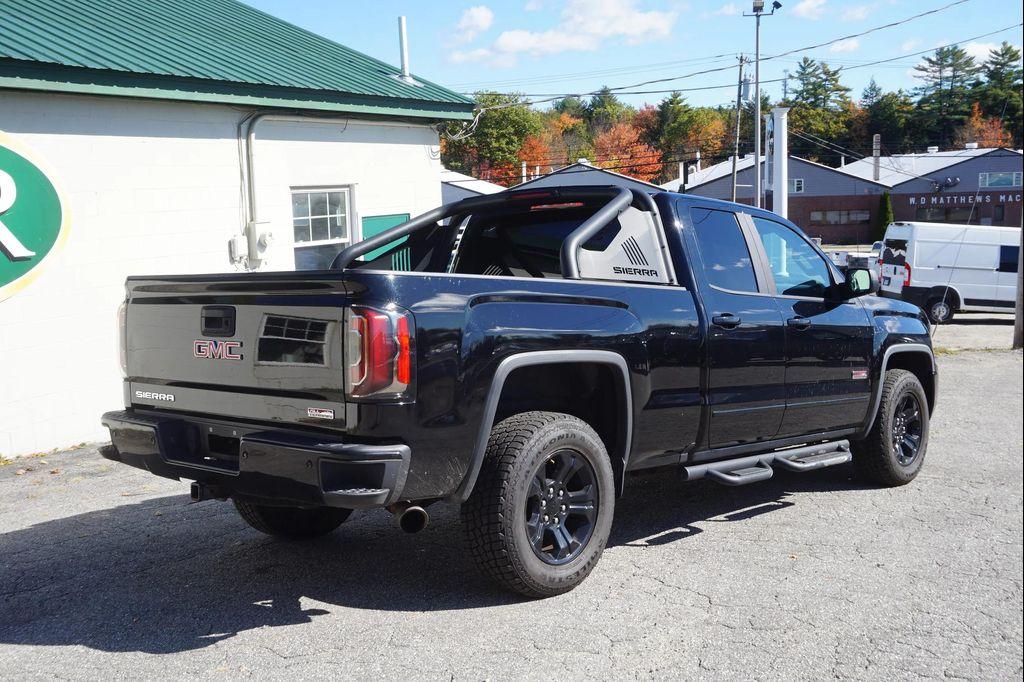 used 2018 GMC Sierra 1500 car, priced at $28,153