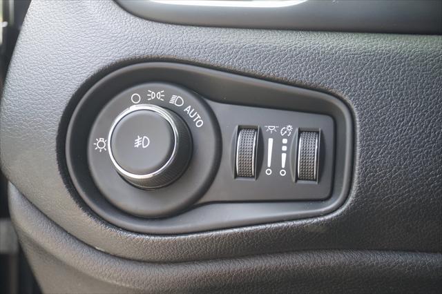 used 2020 Jeep Renegade car, priced at $15,622