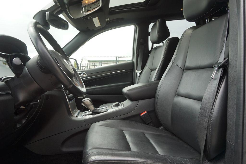 used 2021 Jeep Grand Cherokee car, priced at $26,994