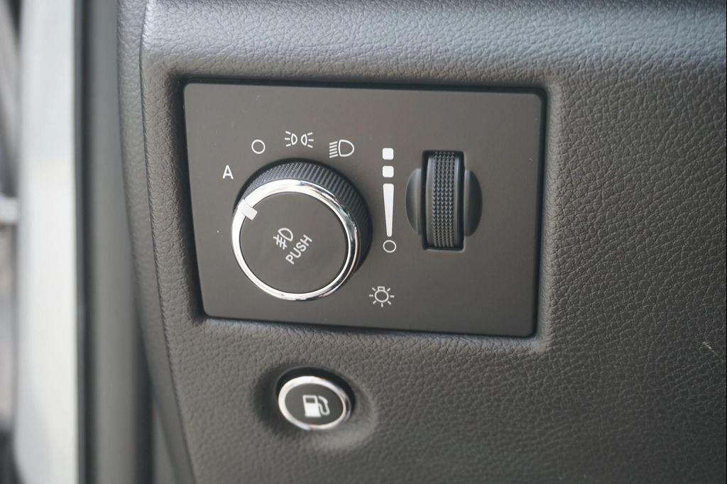 used 2021 Jeep Grand Cherokee car, priced at $26,994