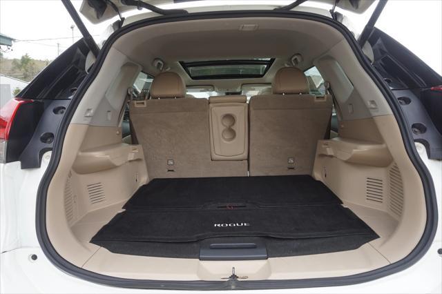 used 2020 Nissan Rogue car, priced at $19,244