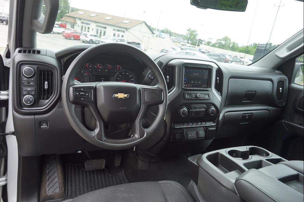 used 2021 Chevrolet Silverado 1500 car, priced at $30,922