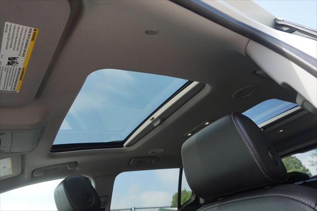 used 2022 GMC Acadia car, priced at $31,990