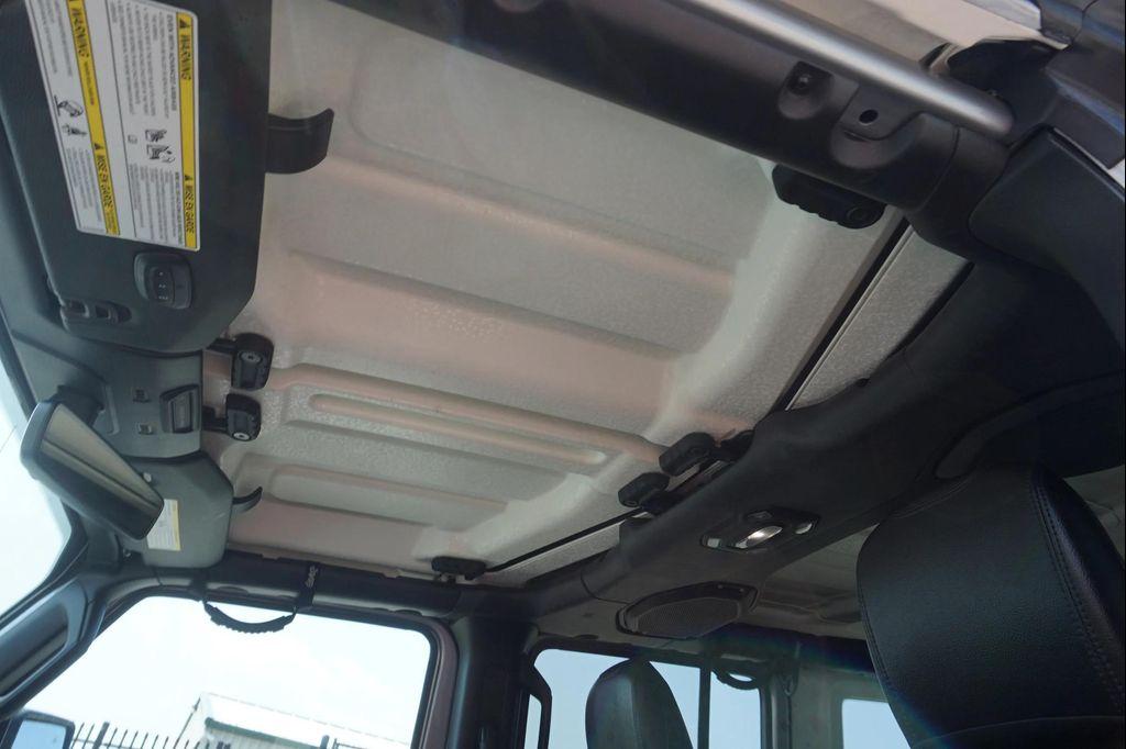 used 2018 Jeep Wrangler Unlimited car, priced at $27,118