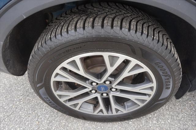 used 2020 Ford Escape car, priced at $18,762