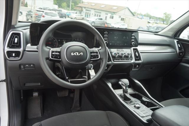 used 2023 Kia Sorento car, priced at $24,731