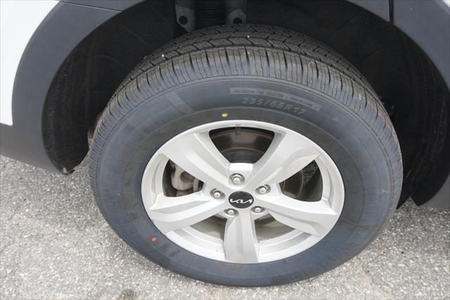 used 2023 Kia Sorento car, priced at $24,731