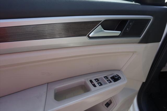 used 2019 Volkswagen Atlas car, priced at $23,744