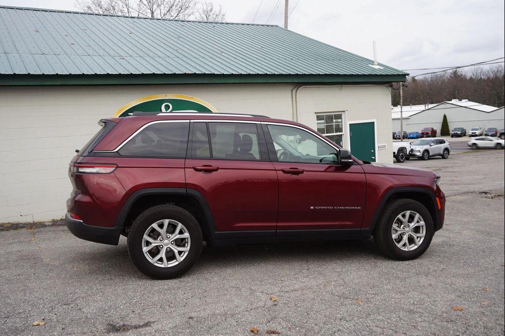 used 2023 Jeep Grand Cherokee car, priced at $29,722