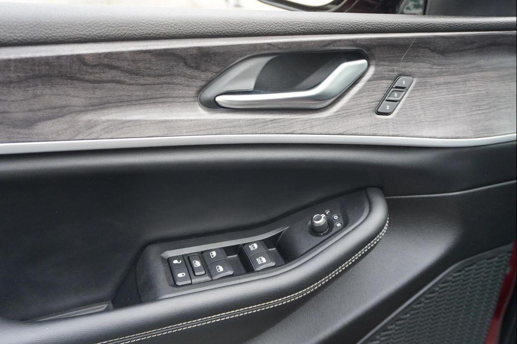 used 2023 Jeep Grand Cherokee car, priced at $29,722