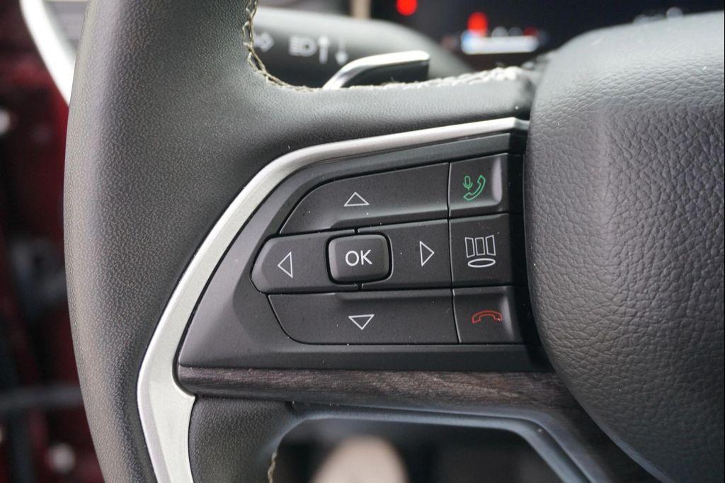 used 2023 Jeep Grand Cherokee car, priced at $29,722