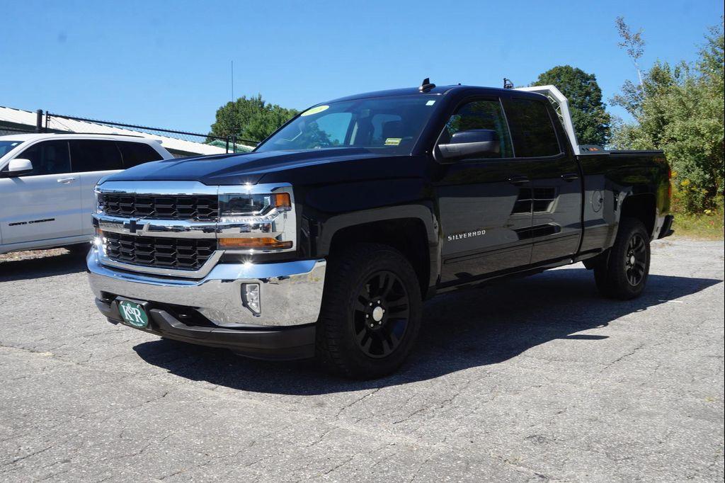used 2018 Chevrolet Silverado 1500 car, priced at $29,617