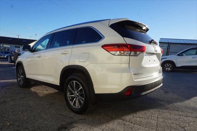 used 2019 Toyota Highlander car, priced at $29,388