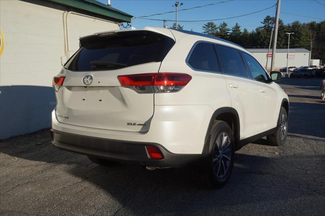 used 2019 Toyota Highlander car, priced at $29,388