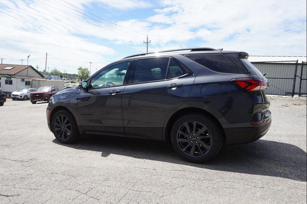 used 2022 Chevrolet Equinox car, priced at $26,613