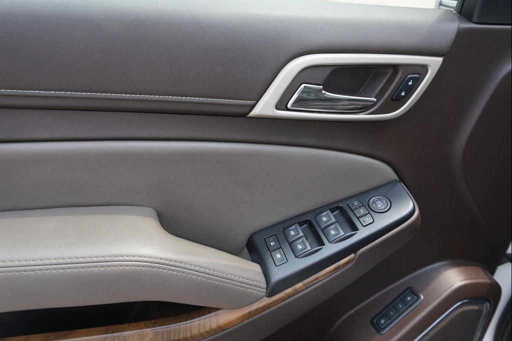 used 2019 GMC Yukon XL car, priced at $39,388
