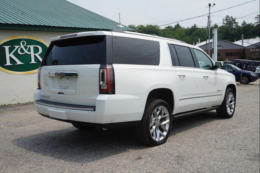 used 2019 GMC Yukon XL car, priced at $39,388