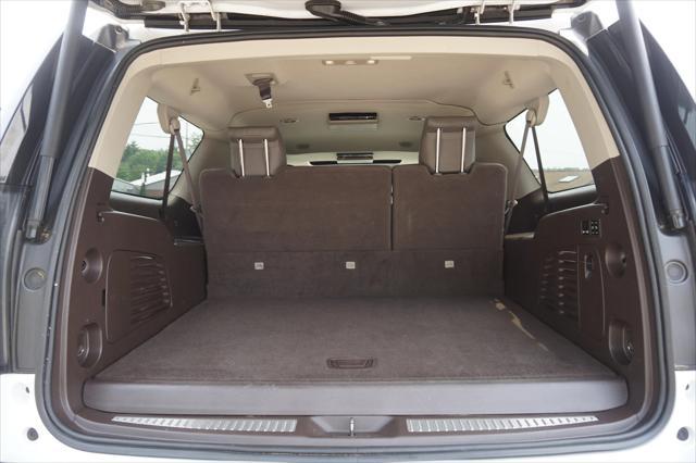 used 2019 GMC Yukon XL car, priced at $39,388