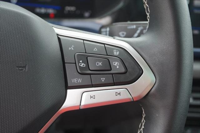 used 2023 Volkswagen Taos car