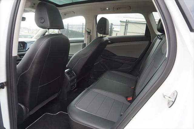 used 2023 Volkswagen Taos car