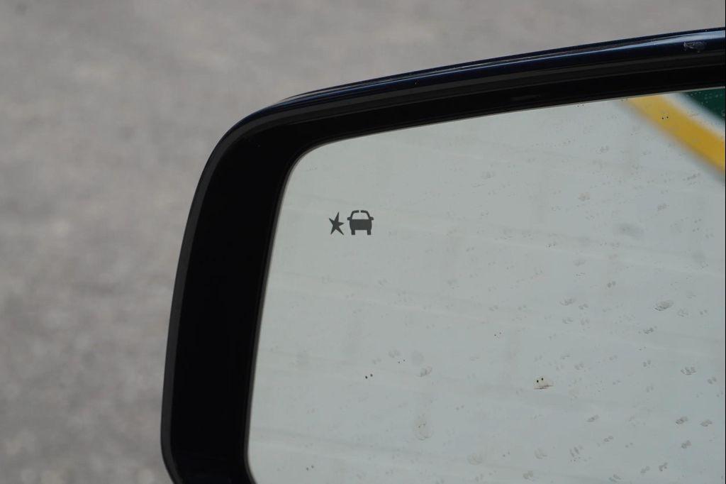 used 2021 Chevrolet Traverse car, priced at $26,415