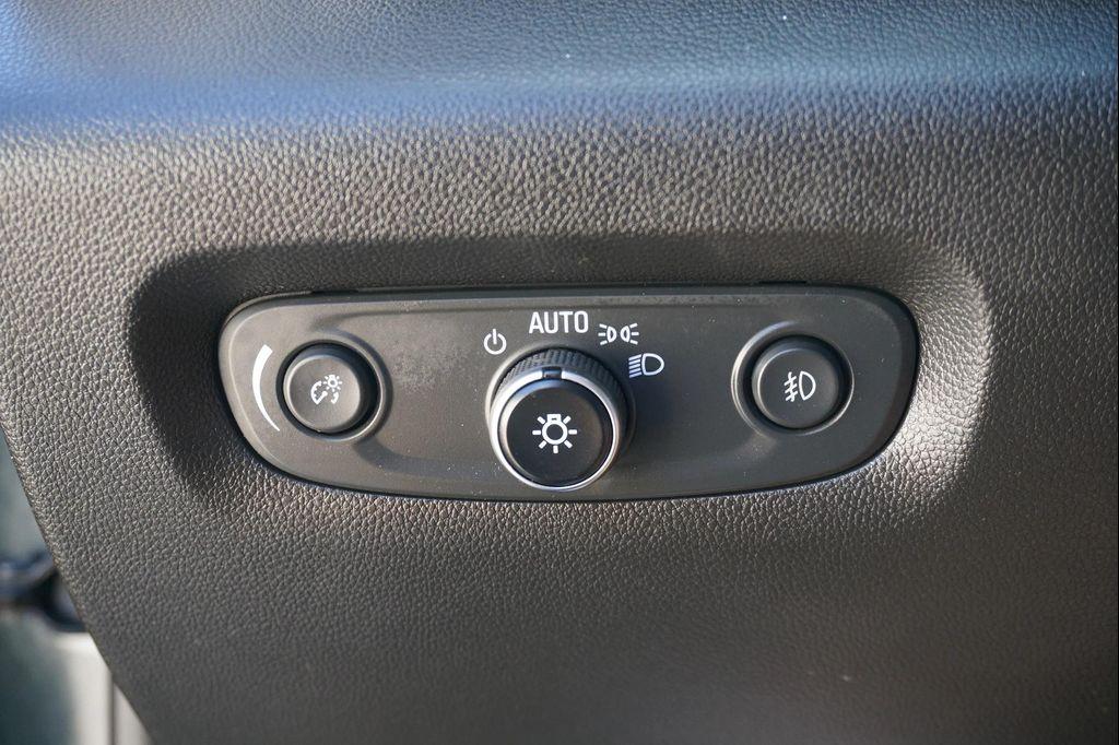 used 2021 Chevrolet Traverse car, priced at $26,415