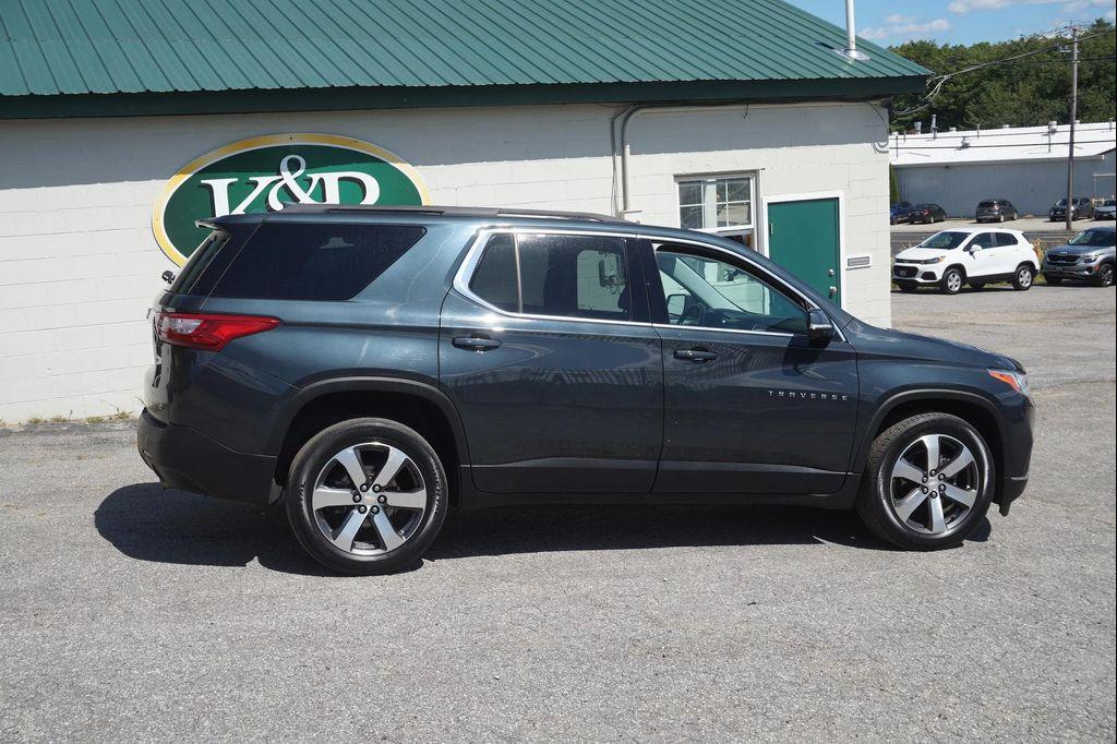 used 2021 Chevrolet Traverse car, priced at $26,415