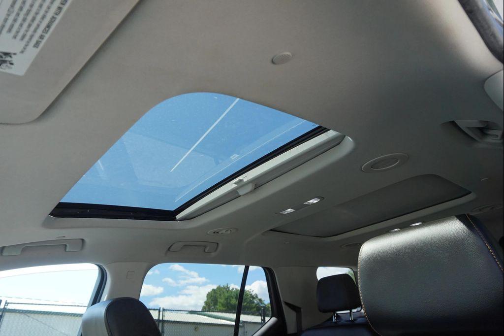 used 2021 Chevrolet Traverse car, priced at $26,415